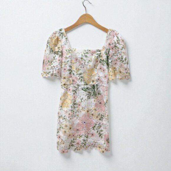 NWOT Arose Studio Deanna Short Sleeve Square Neck Spring Floral Mini Dress - Picture 4 of 9